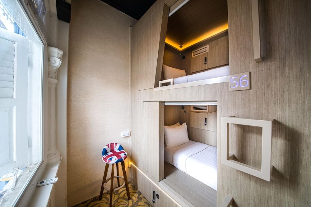 Hotel Sleepy Kiwi Backpacker - Bugis 2*