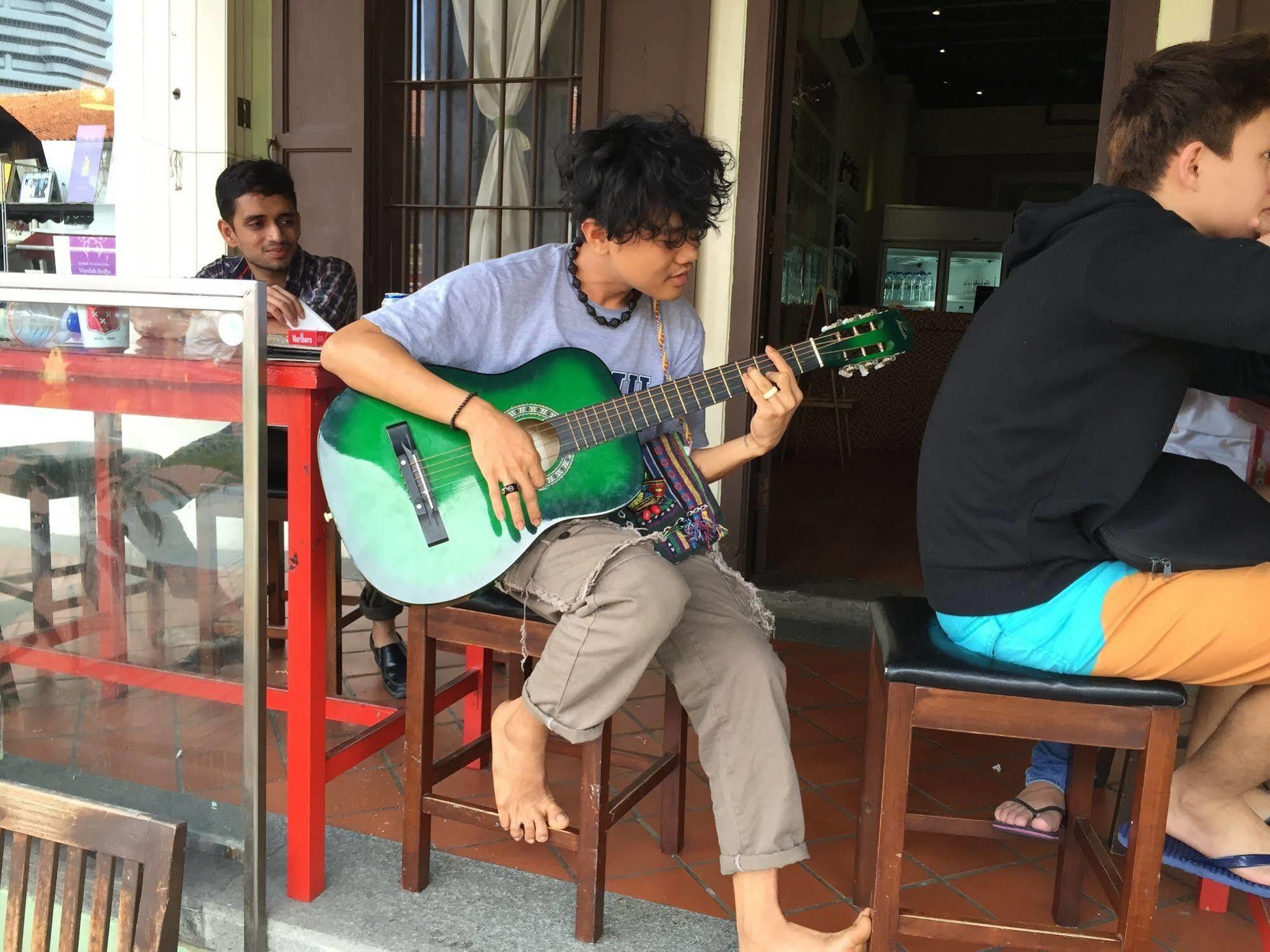 Sleepy Kiwi Backpacker - Bugis Hotel Singapore